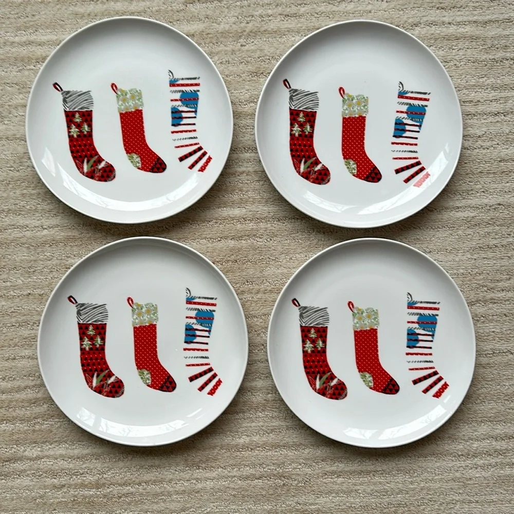 Set of 4 West Elm Christmas Plate Christmas Stockings 8.6